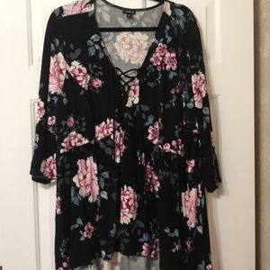 Torrid too size 4
